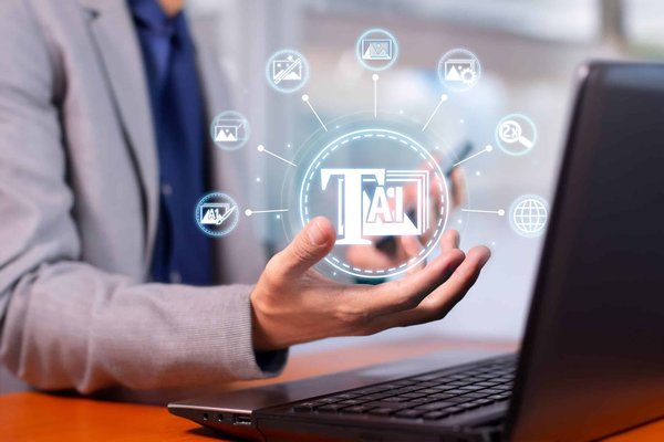 Les nouveaux horizons ouverts par les outils de génération de texte